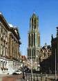 Iedere vrijdag en zaterdag bent u van harte welkom in De Huiskamer, Oosterstraat 2a.